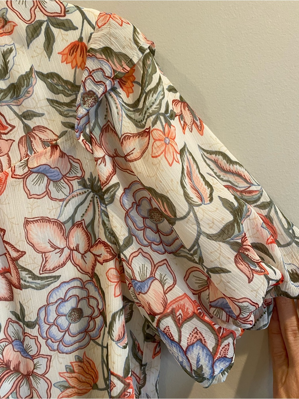 LOFT Cream Floral Puff-Sleeve Blouse - Picture 5 of 7